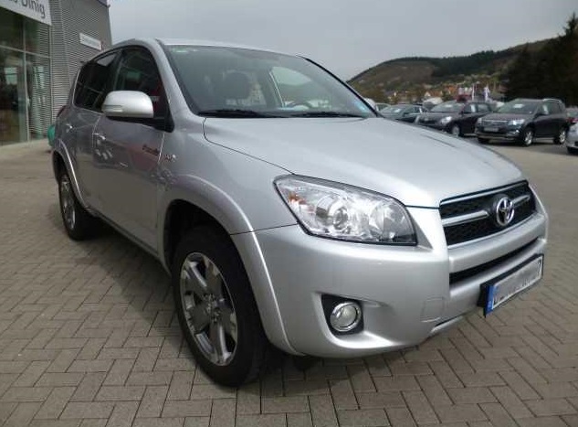 Left hand drive TOYOTA RAV 4 2.2 D-4D 4X4 EXECUTIVE